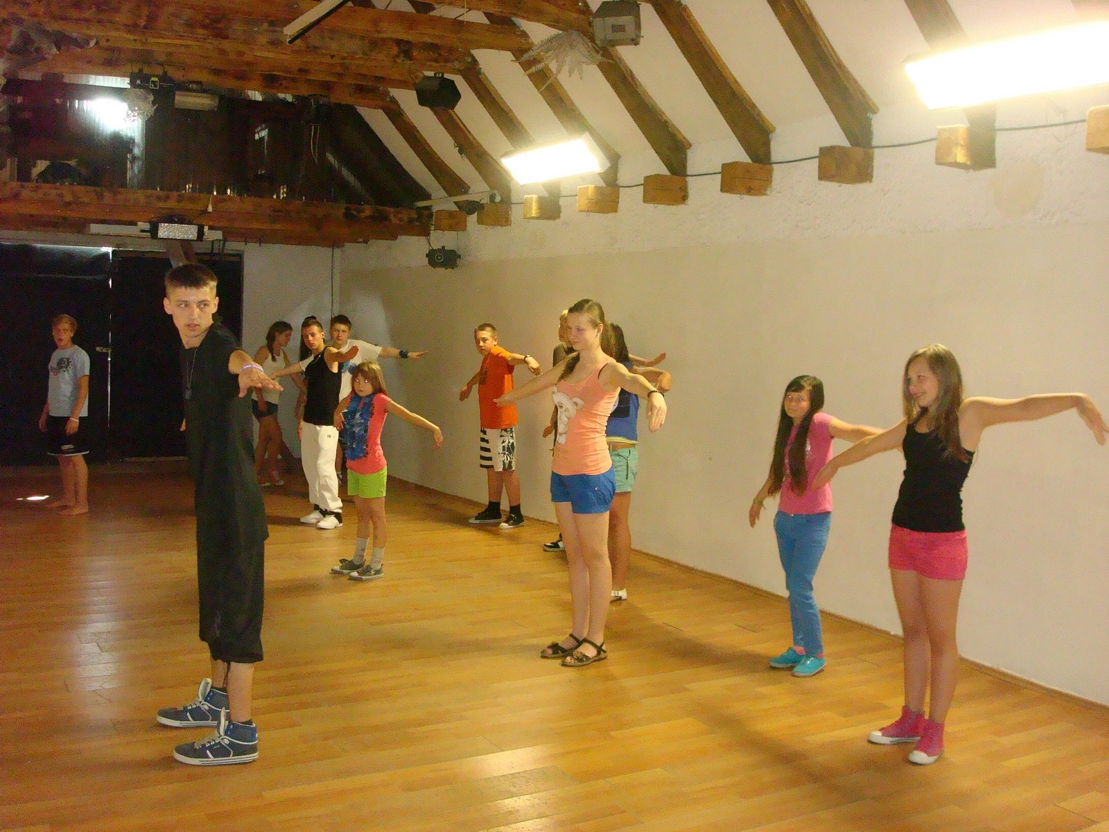 Obóz-taneczny-Smołdziński-Las